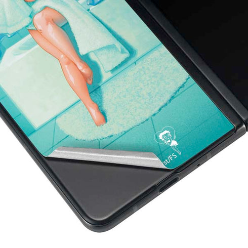 Betty Boop Bathing Galaxy Z Fold4 5G Skin